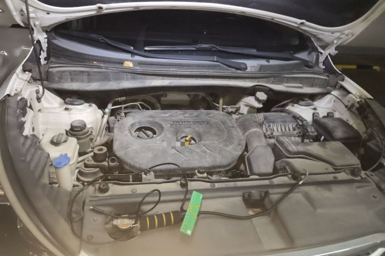 Used Hyundai ix35 2015 2.0L Automatic 2WD Smart Type China IV Engine Bay