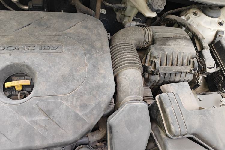 Used Hyundai ix35 2015 2.0L Automatic 2WD Smart Type China IV Engine Bay