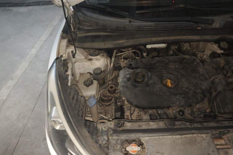 Used Hyundai ix35 2015 2.0L Automatic 2WD Smart Type China IV Engine Bay Right