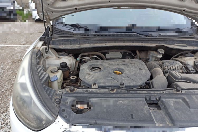 Used Hyundai ix35 2015 2.0L Automatic 2WD Comfort Edition China V Standard Engine Bay Right