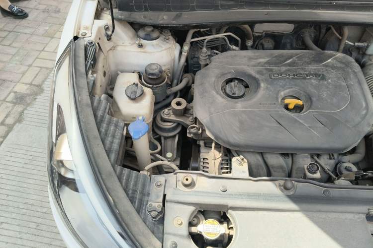 Used Hyundai ix35 2015 2.0L Automatic 2WD Comfort Edition China IV Standard Engine Bay Right