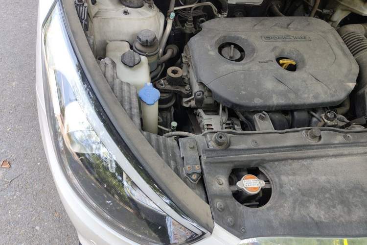 Used Hyundai ix35 2015 2.0L Automatic 2WD Smart Type China IV Engine Bay Right