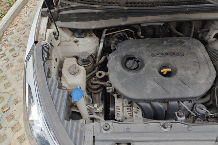 Used Hyundai ix35 2015 2.0L Automatic 2WD Comfort Edition China IV Standard Engine Bay Right