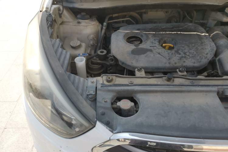Used Hyundai ix35 2015 2.0L Automatic 2WD Smart Type China IV Engine Bay Right