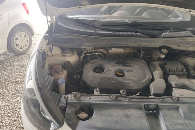 Used Hyundai ix35 2015 2.0L Automatic 2WD Smart Type China IV Engine Bay Right