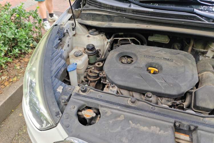 Used Hyundai ix35 2015 2.0L Automatic 2WD Smart Type China IV Engine Bay Right