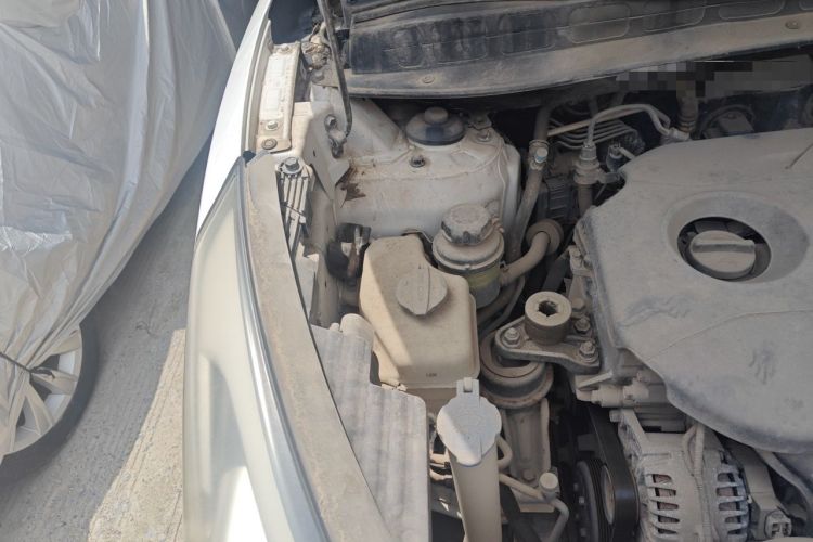 Used Hyundai ix35 2015 2.0L Automatic 2WD Comfort Edition China IV Standard Engine Bay Right