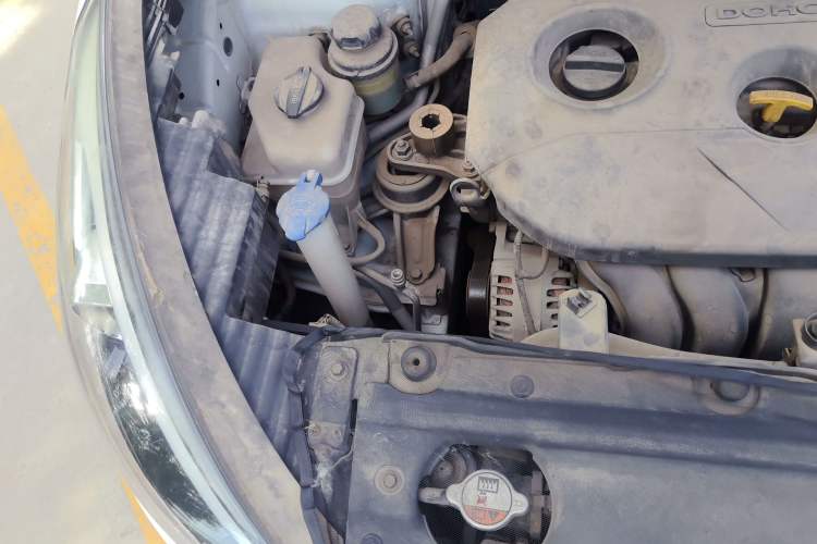 Used Hyundai ix35 2015 2.0L Automatic 2WD Comfort Edition China IV Standard Engine Bay Right