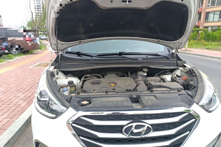 Used Hyundai ix35 2015 2.0L Automatic 2WD Smart Type China IV Engine Bay Right