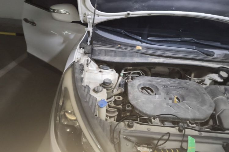 Used Hyundai ix35 2015 2.0L Automatic 2WD Smart Type China IV Engine Bay Right