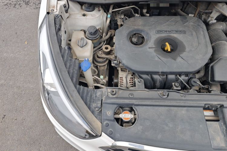Used Hyundai ix35 2015 2.0L Automatic 2WD Comfort Edition China IV Standard Engine Bay Right