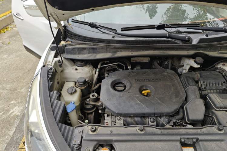 Used Hyundai ix35 2015 2.0L Automatic 2WD Smart Type China IV Engine Bay Right