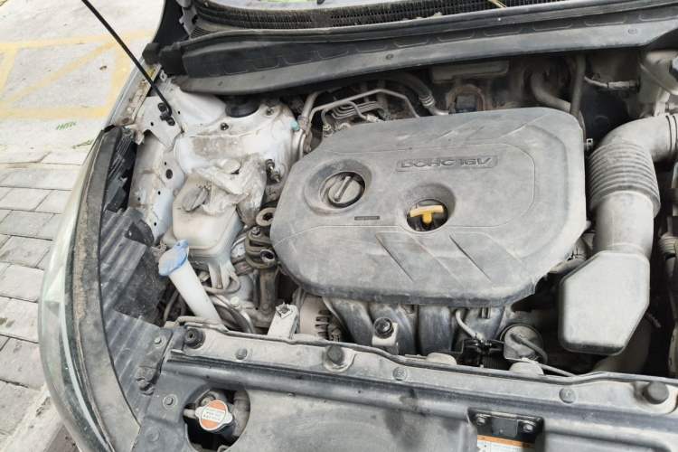 Used Hyundai ix35 2015 2.0L Automatic 2WD Smart Type China IV Engine Bay Right
