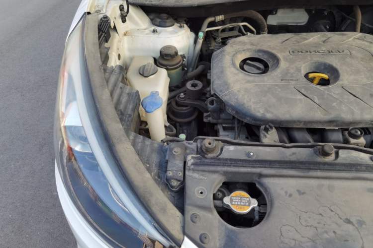 Used Hyundai ix35 2015 2.0L Automatic 2WD Smart Type China IV Engine Bay Right