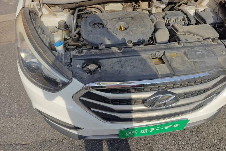 Used Hyundai ix35 2015 2.0L Automatic 2WD Smart Type China IV Engine Bay Right