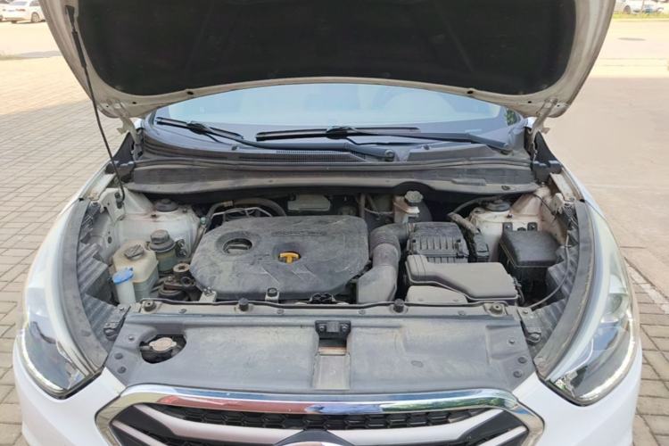 Used Hyundai ix35 2015 2.0L Automatic 2WD Smart Type China IV Engine Bay