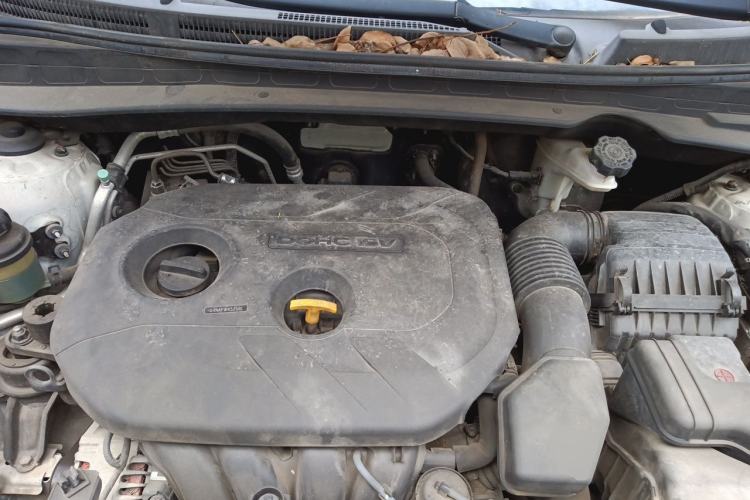 Used Hyundai ix35 2015 2.0L Automatic 2WD Comfort Edition China V Standard Engine Bay