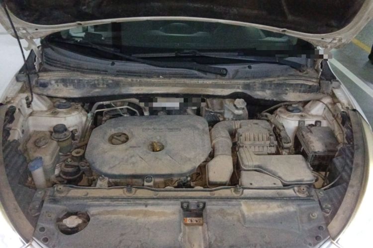 Used Hyundai ix35 2015 2.0L Automatic 2WD Smart Type China IV Engine Bay