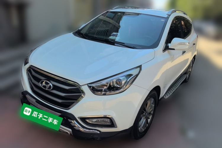 Used Hyundai ix35 2015 2.0L Automatic 2WD Smart Version China V Standard Guazi used car, China used car export, Used car for sale, Used  cars, Cheapest cars for sale