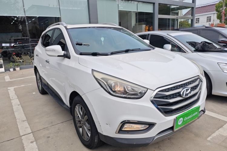 Used Hyundai ix35 2015 2.0L Automatic 2WD Smart Type China IV Exterior 1