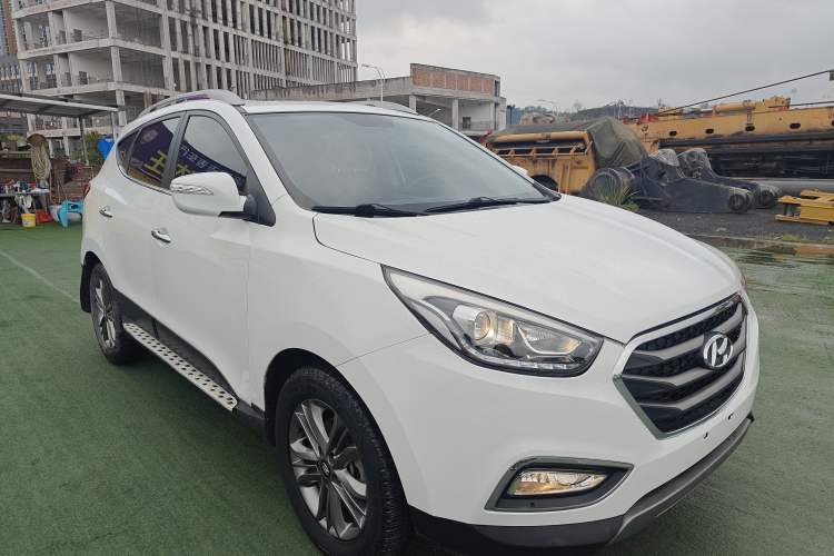 Used Hyundai ix35 2015 2.0L Automatic 2WD Smart Type China IV Exterior 1