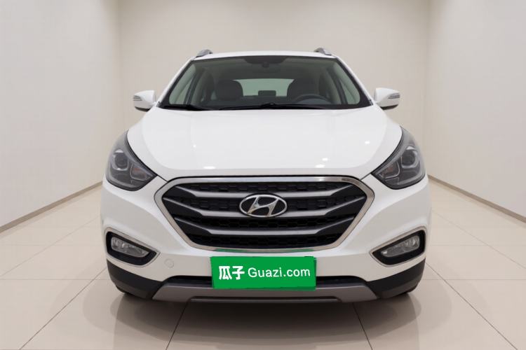 Used Hyundai ix35 2015 2.0L Automatic 2WD Smart Version China V Standard Exterior 1