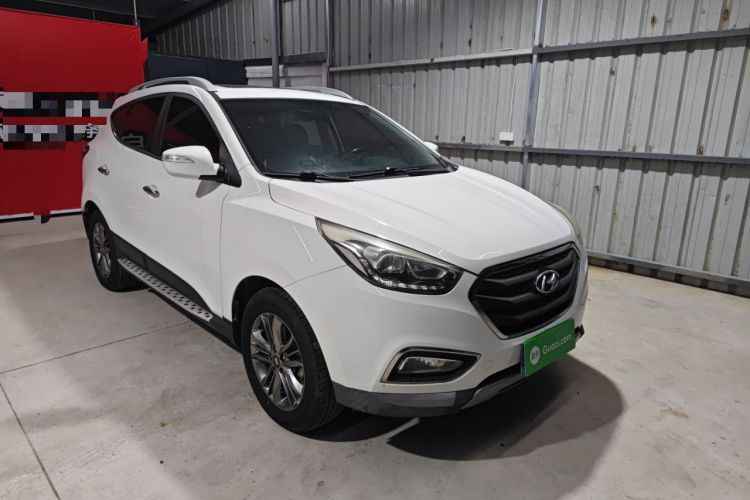 Used Hyundai ix35 2015 2.0L Automatic 2WD Smart Type China IV Exterior 1