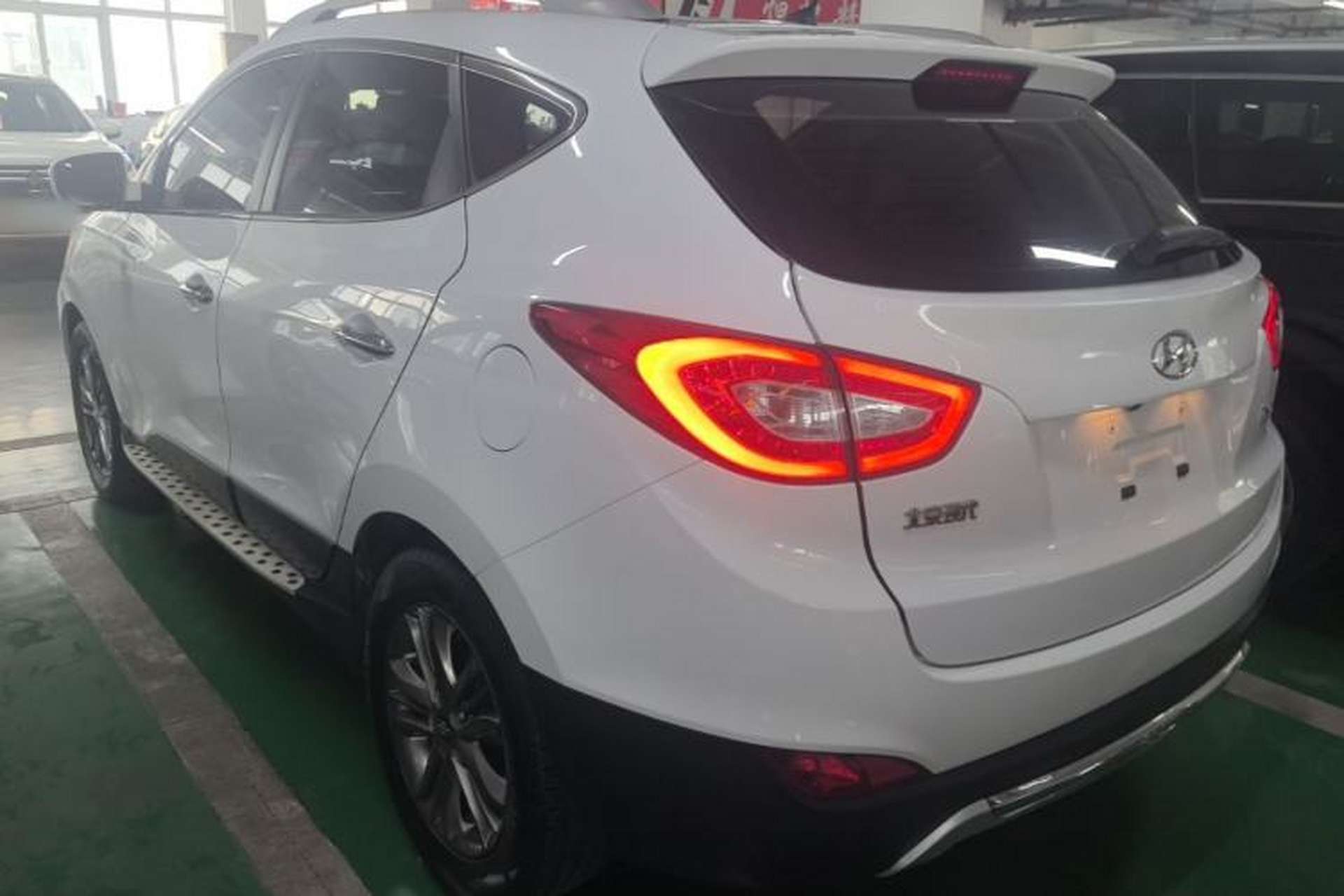Used Hyundai ix35 2015 2.0L Automatic 2WD Smart Type China IV Exterior 2