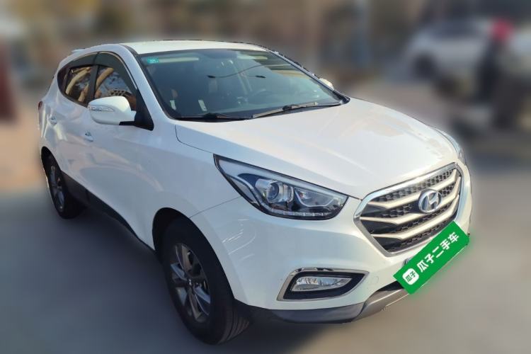 Used Hyundai ix35 2015 2.0L Manual Two-Wheel Drive Comfort Version China V Standard Exterior 2