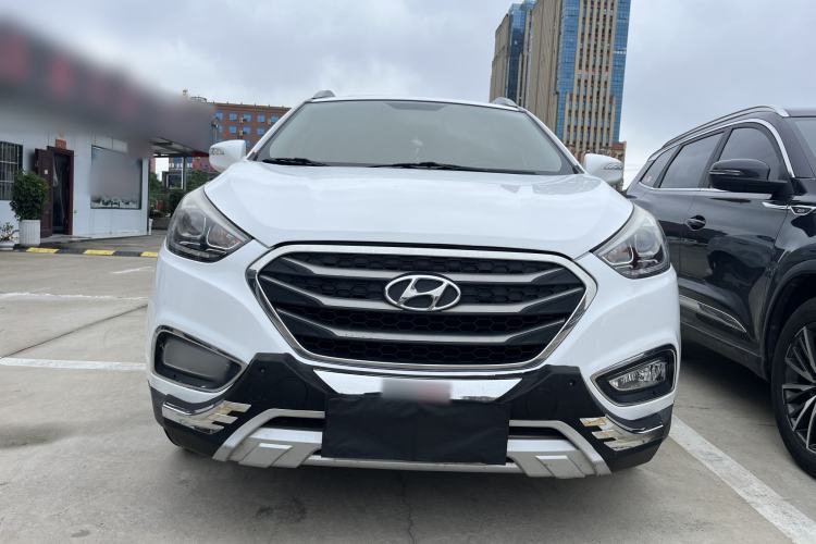 Used Hyundai ix35 2015 2.0L Automatic 2WD Smart Type China IV Exterior 2