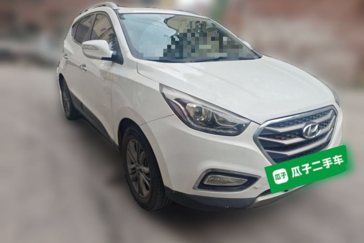 Used Hyundai ix35 2015 2.0L Automatic 2WD Smart Type China IV Exterior 2