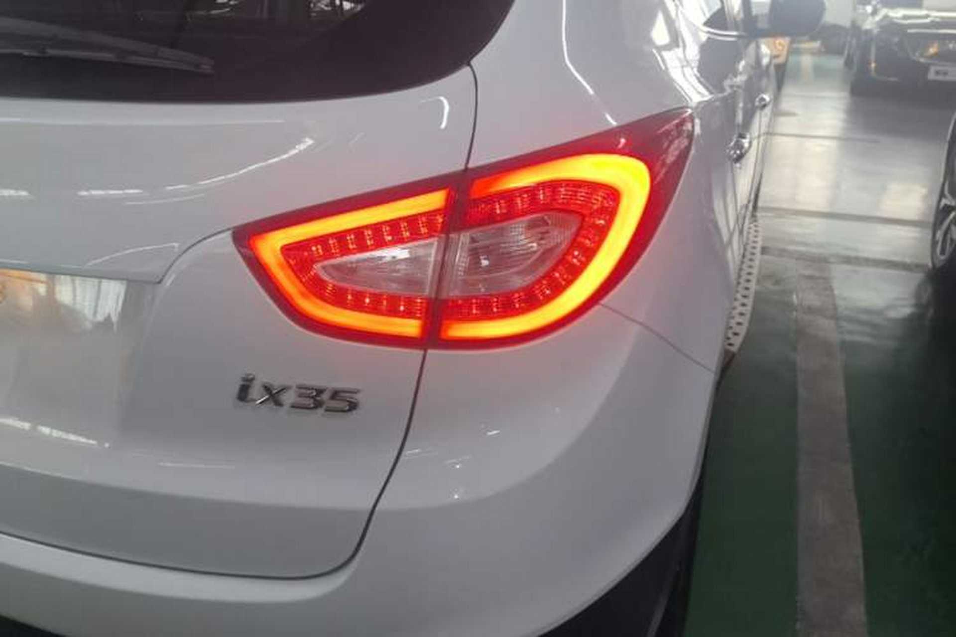 Used Hyundai ix35 2015 2.0L Automatic 2WD Smart Type China IV Exterior 3
