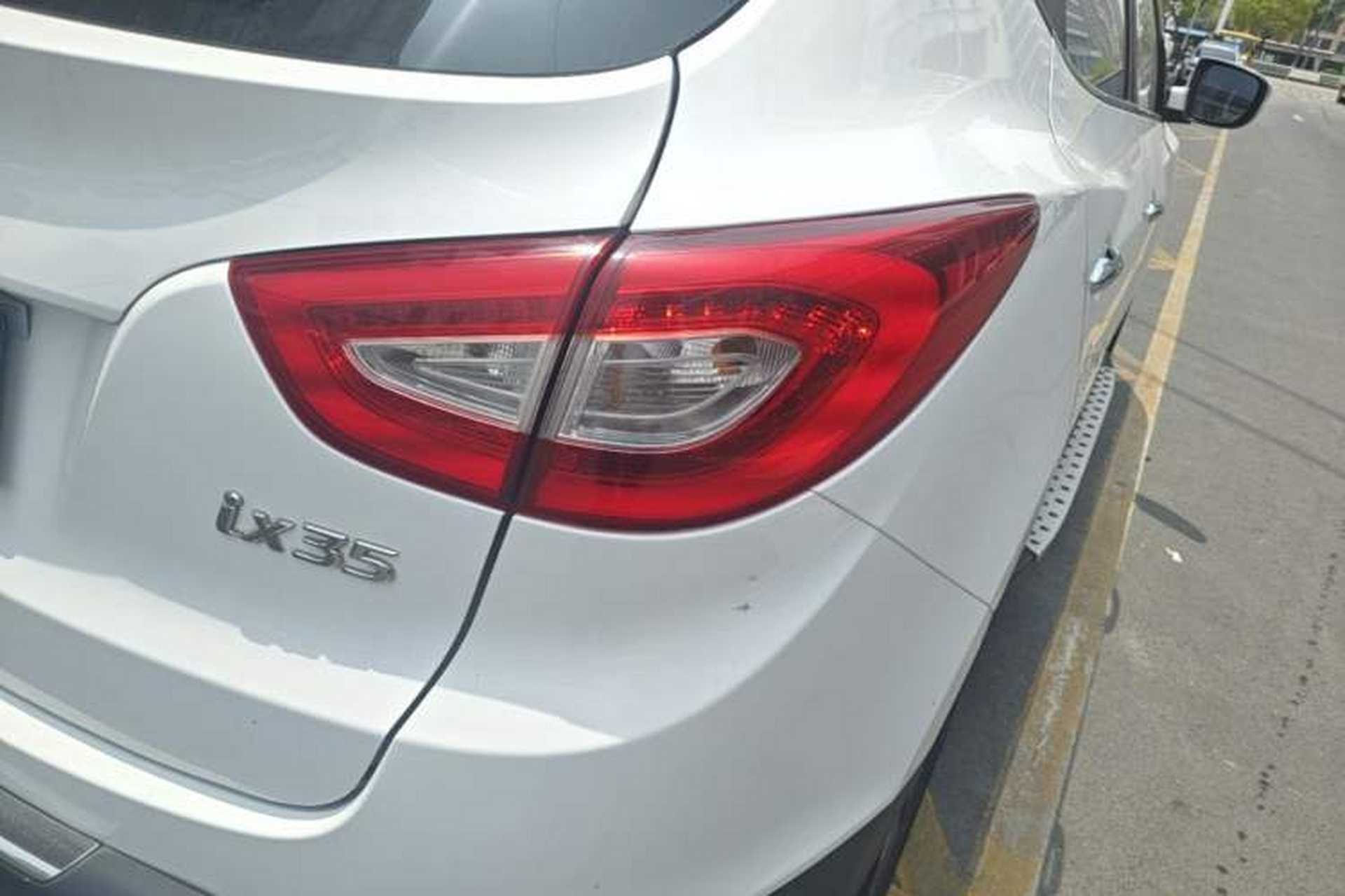 Used Hyundai ix35 2015 2.0L Automatic 2WD Smart Version China V Standard Exterior 3