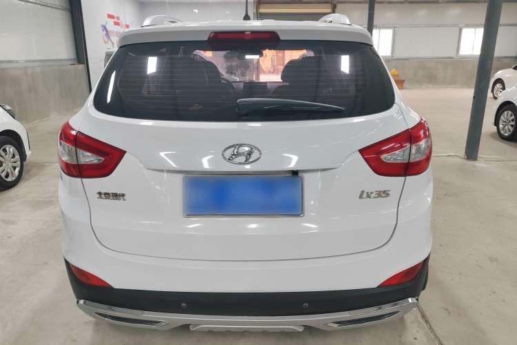 Used Hyundai ix35 2015 2.0L Automatic 2WD Smart Version China V Standard Exterior 4