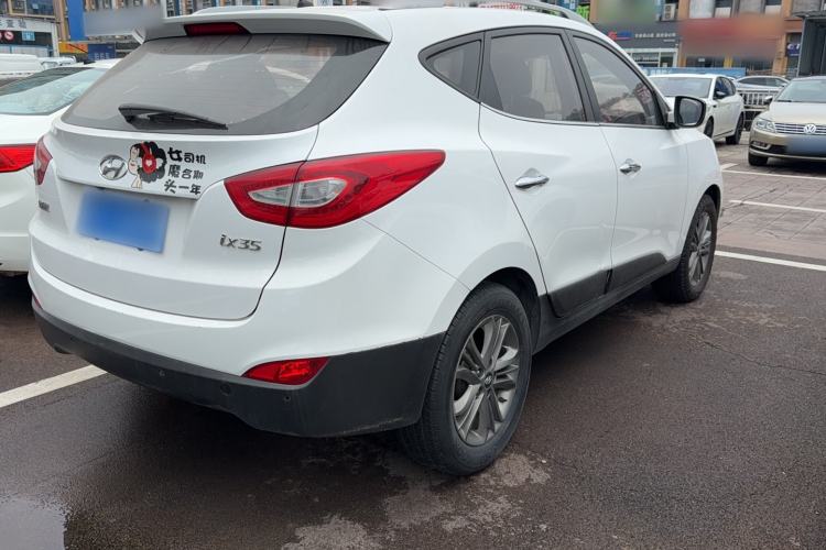 Used Hyundai ix35 2015 2.0L Automatic 2WD Smart Type China IV Exterior 4