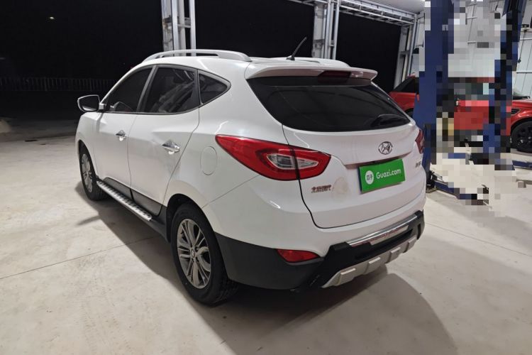 Used Hyundai ix35 2015 2.0L Automatic 2WD Smart Type China IV Exterior 4