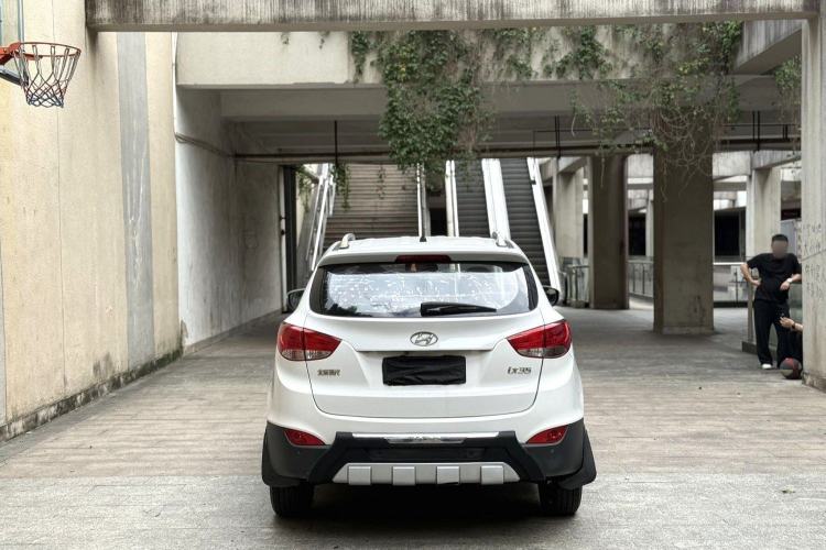Used Hyundai ix35 2015 2.0L Automatic 2WD Comfort Edition China V Standard Exterior 4