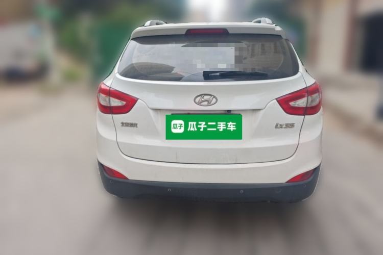 Used Hyundai ix35 2015 2.0L Automatic 2WD Smart Type China IV Exterior 4