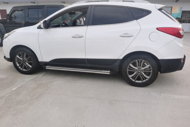 Used Hyundai ix35 2015 2.0L Automatic 2WD Smart Type China IV Exterior 5