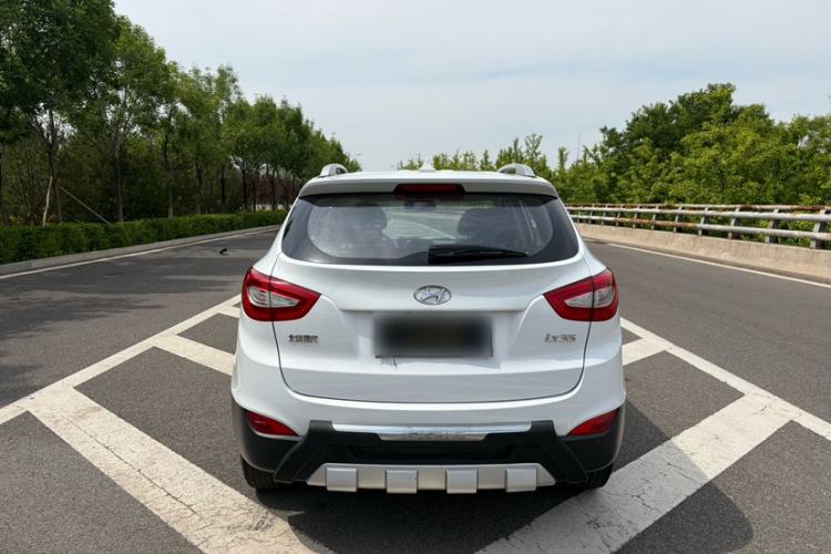 Used Hyundai ix35 2015 2.0L Automatic 2WD Smart Type China IV Exterior 5