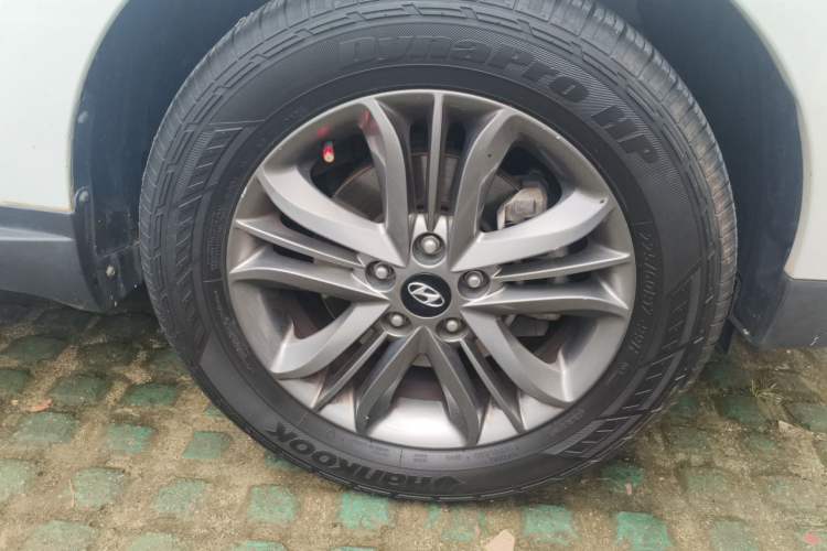 Used Hyundai ix35 2015 2.0L Automatic 2WD Smart Version China V Standard Exterior 7