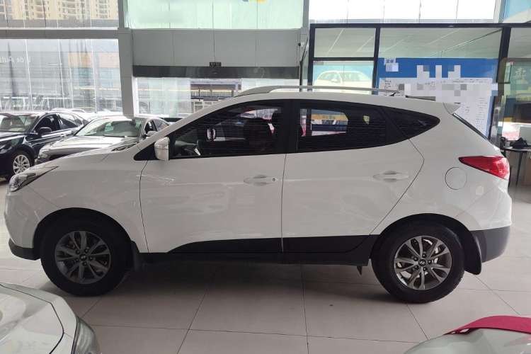 Used Hyundai ix35 2015 2.0L Manual Two-Wheel Drive Comfort Version China IV Standard Exterior 7
