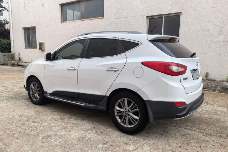 Used Hyundai ix35 2015 2.0L Automatic 2WD Smart Type China IV Exterior 8