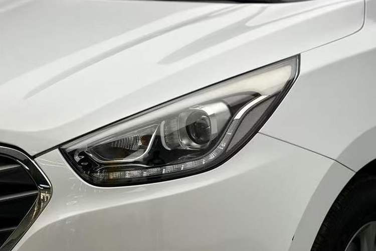 Used Hyundai ix35 2015 2.0L Automatic 2WD Comfort Edition China IV Standard Exterior 9