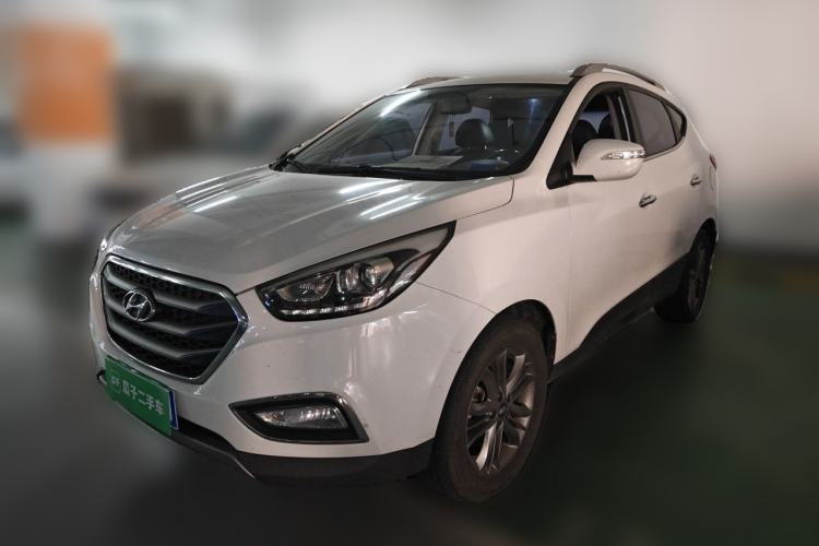 Used Hyundai ix35 2015 2.0L Automatic 2WD Smart Version China V Standard Guazi used car, China used car export, Used car for sale, Used cars, Cheapest cars for sale
