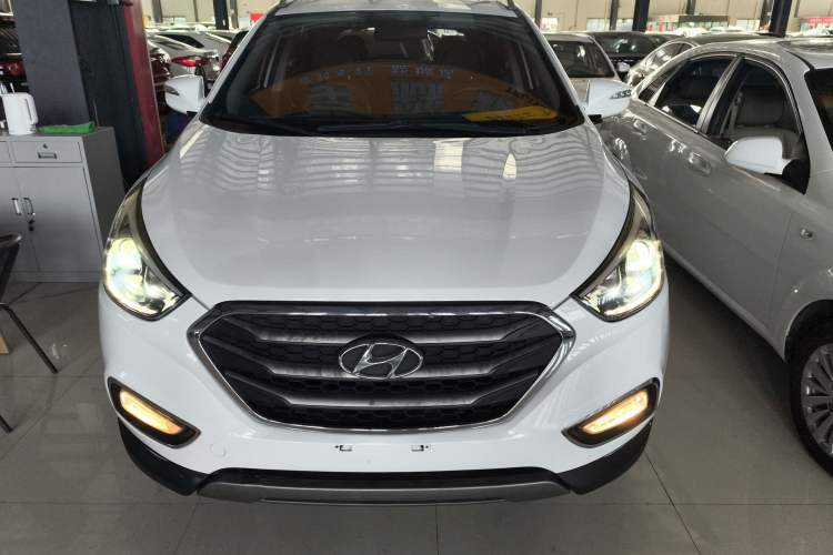 Used Hyundai ix35 2015 2.0L Automatic 2WD Comfort Edition China IV Standard Front