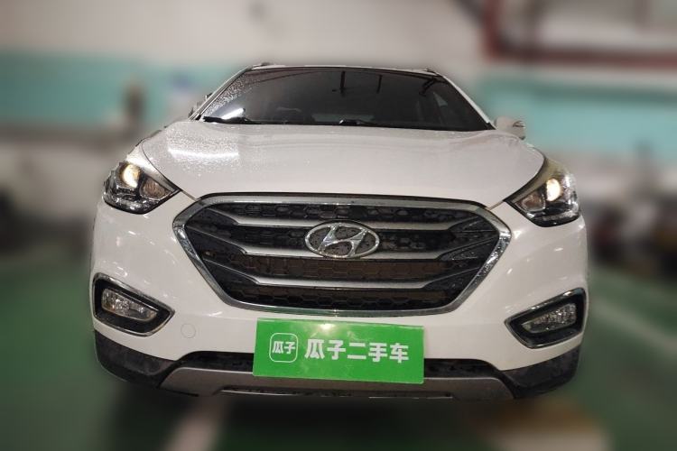 Used Hyundai ix35 2015 2.0L Automatic 2WD Smart Type China IV Front