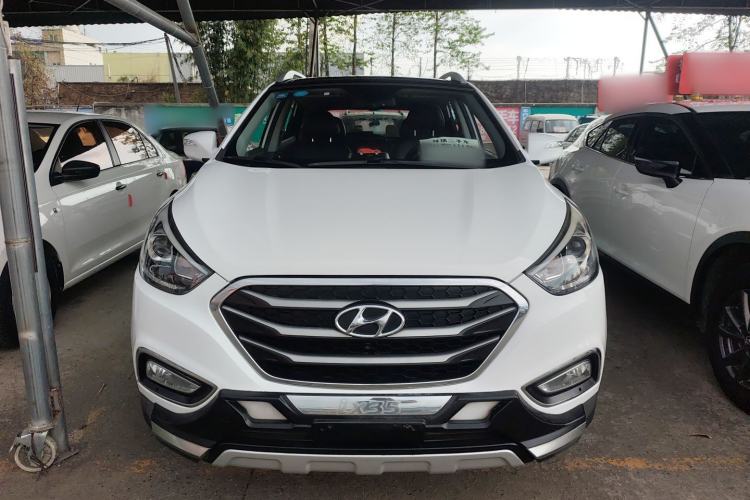 Used Hyundai ix35 2015 2.0L Automatic 2WD Smart Type China IV Front
