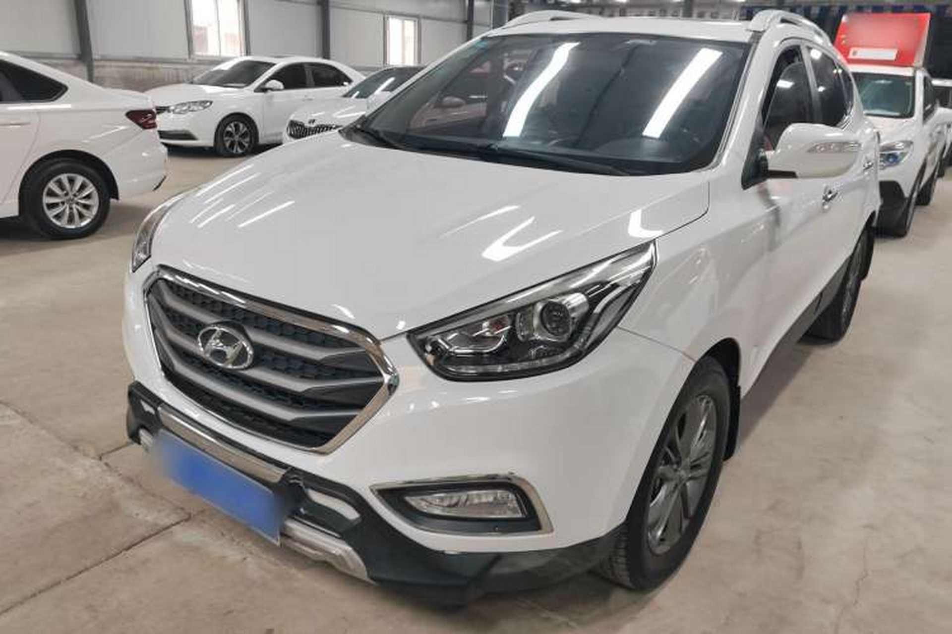 Used Hyundai ix35 2015 2.0L Automatic 2WD Smart Version China V Standard Front Left 45 Deg