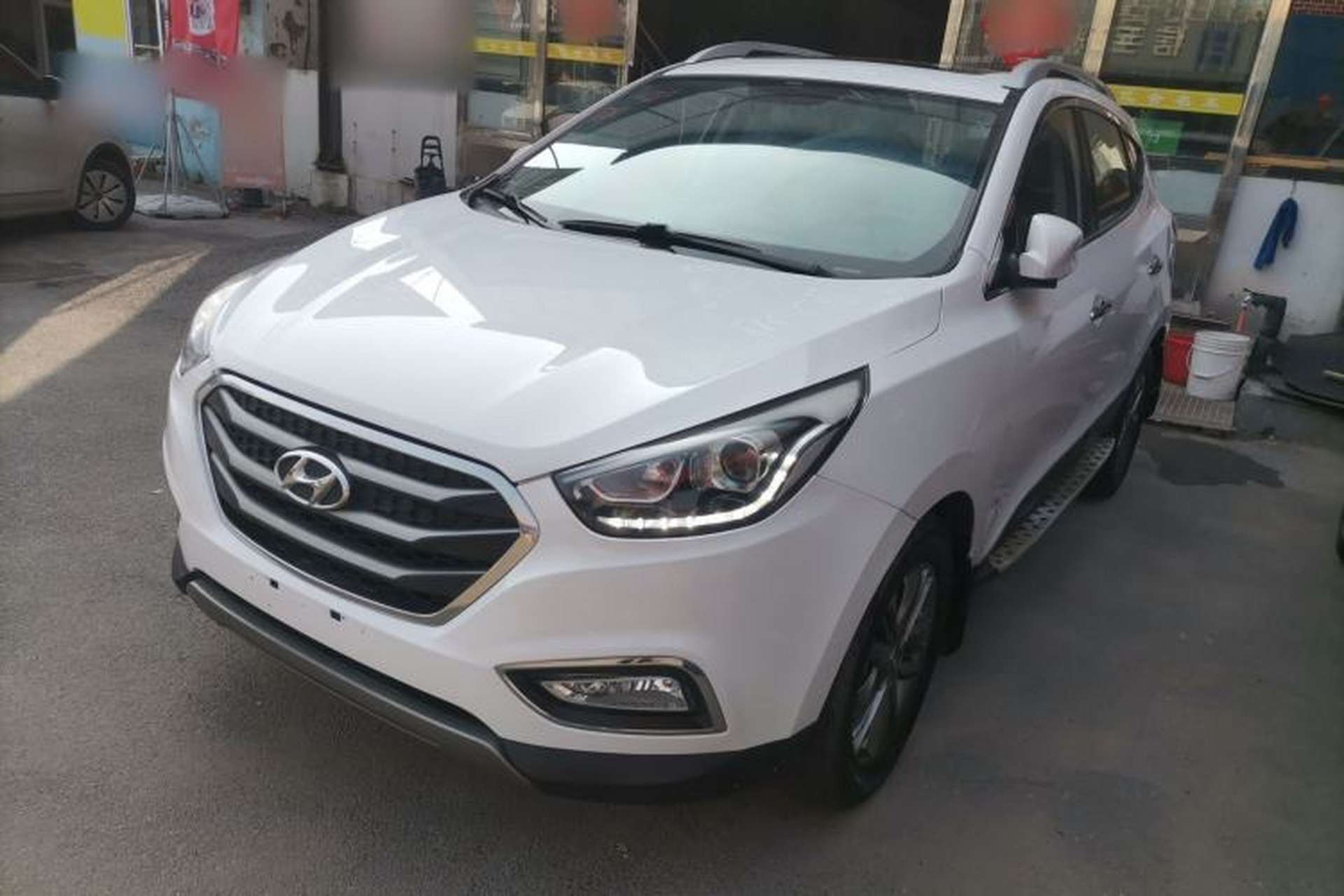 Used Hyundai ix35 2015 2.0L Automatic 2WD Smart Type China IV Front Left 45 Deg